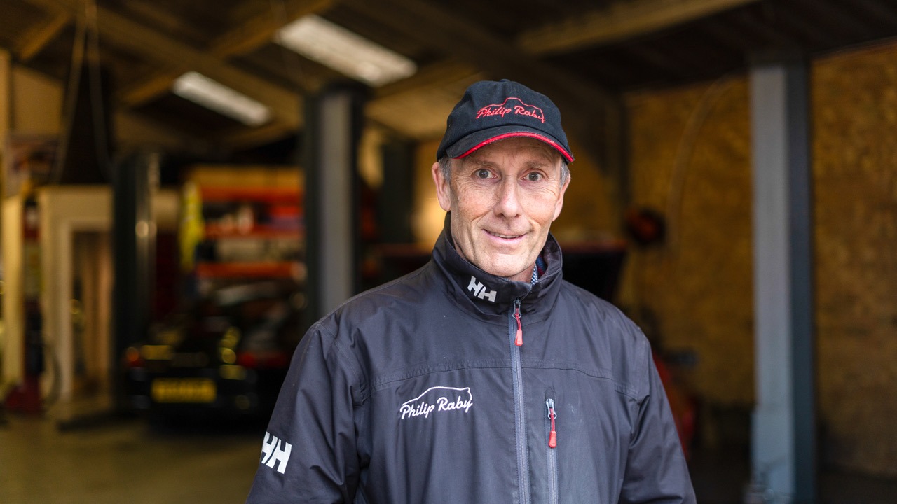 How Philip Raby Specialist Cars Cut £500/Month with AI Phone Answering
